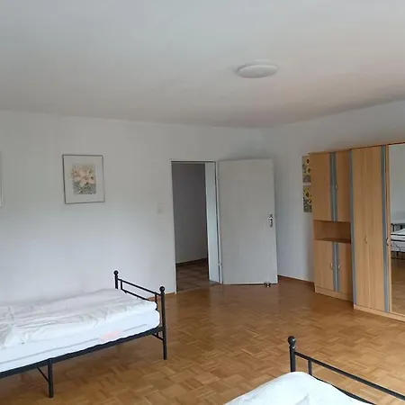 - Monteurwohnung Apartment