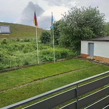 - Monteurwohnung *